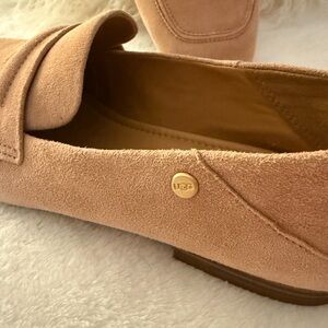 UGG Women’s Tan Suede Loafers | Size 8 (EU 39) | New Without Tags